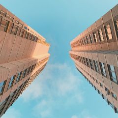 «Осиротевшие» квартиры: как работа нотариусов защищает выморочное имущество