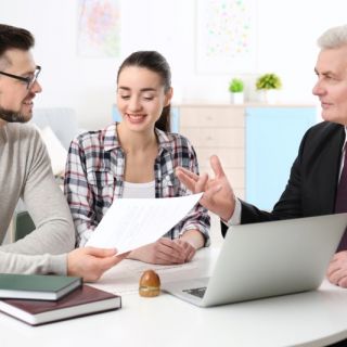 Правовые вопросы семейных отношений поможет решить нотариус